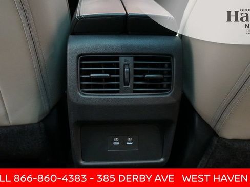 Certified 2024 Nissan Rogue SV w/ SV Premium Package AWD/4WD image 38