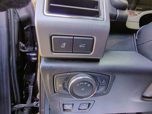 Used 2019 Ford Expedition Platinum image 72