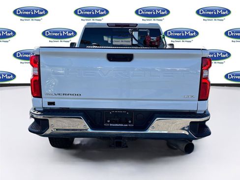 Used 2023 Chevrolet Silverado 2500 LTZ w/ LTZ Convenience Package image 6