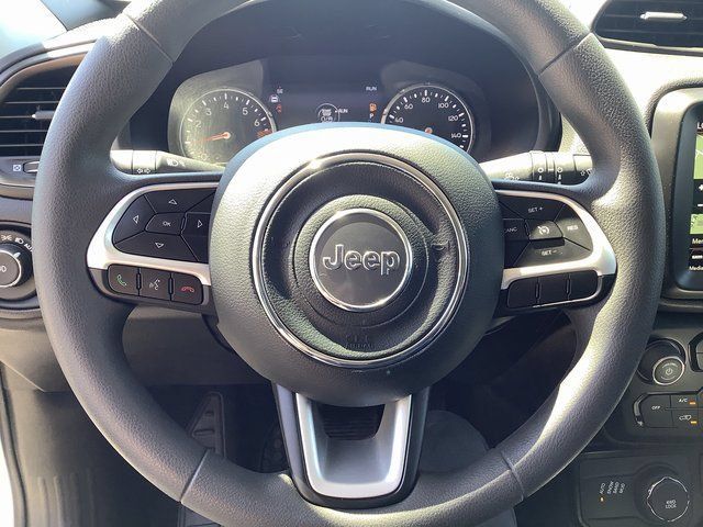 Used 2023 Jeep Renegade Latitude AWD/4WD image 11