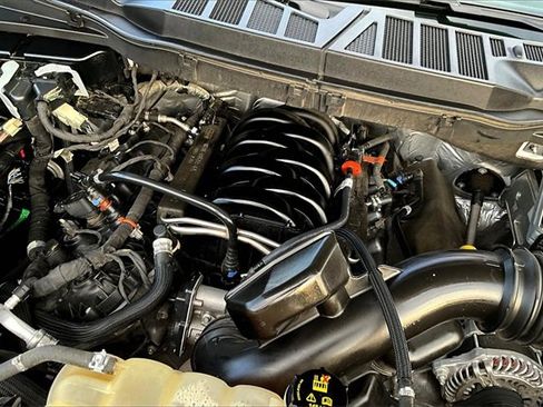 Used 2021 Ford F150 Lariat w/ Equipment Group 502A High image 35