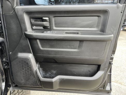 Used 2022 RAM 2500 Tradesman w/ Chrome Appearance Group image 46