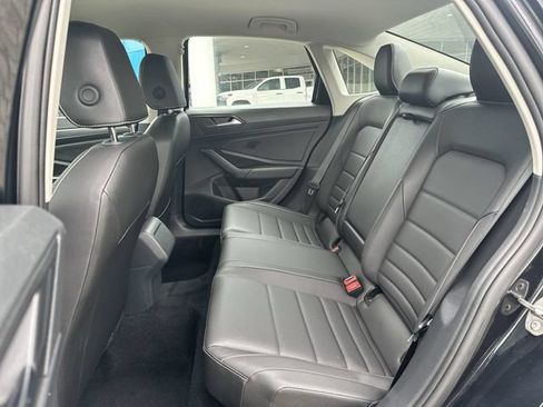 Used 2024 Volkswagen Jetta SE FWD image 27