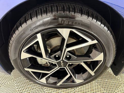 Used 2025 Kia K5 EX FWD image 13