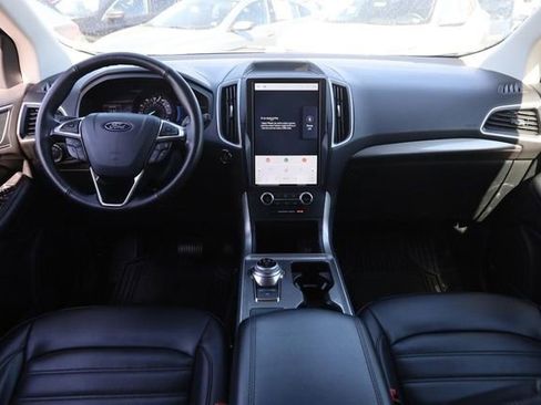 Certified 2024 Ford Edge SEL image 19