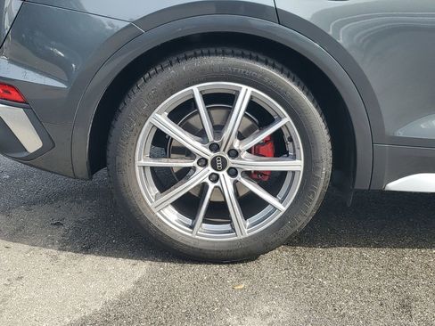 Used 2025 Audi SQ5 Premium Plus w/ Premium Plus Package image 5