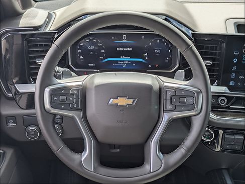 Used 2026 Chevrolet Silverado 1500 LT w/ Safety Package RWD image 20