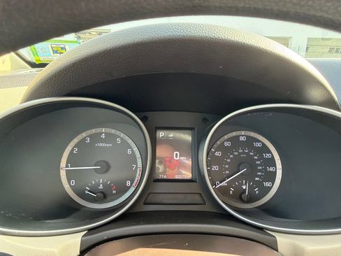 Used 2018 Hyundai Santa Fe Sport w/ 2.4L Value Package 02 AWD/4WD image 22