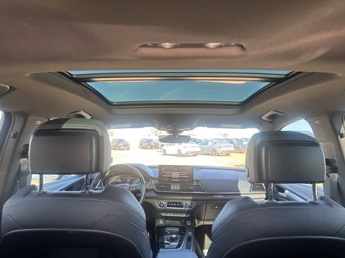 Used 2021 Audi Q5 2.0T Premium w/ Convenience Package image 29