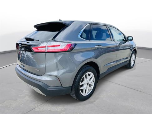 Used 2024 Ford Edge SEL image 37