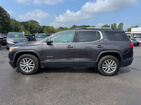 Used 2017 GMC Acadia SLE AWD/4WD image 2