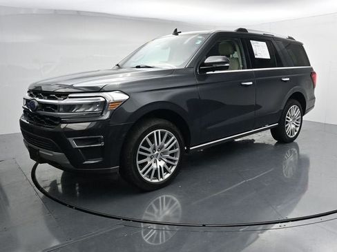 Certified 2022 Ford Expedition Limited AWD/4WD image 4