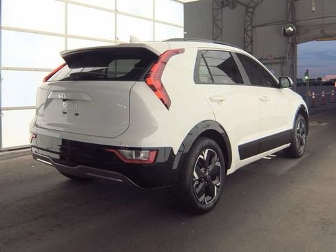 Certified 2026 Kia Seltos LX AWD/4WD image 8