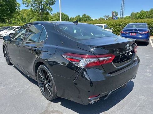 Used 2023 Toyota Camry XSE FWD image 9