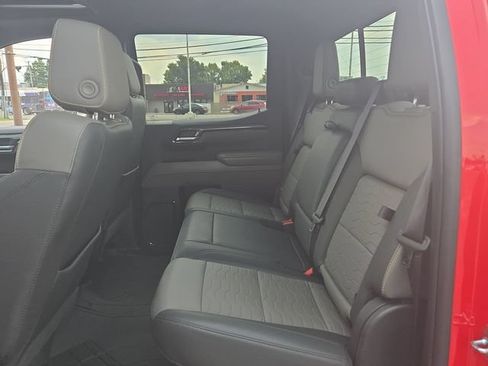 Used 2023 Chevrolet Silverado 1500 ZR2 w/ Technology Package AWD/4WD image 22