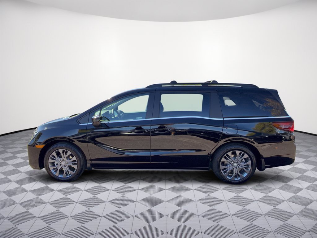 New 2027 Honda Odyssey Touring image 2