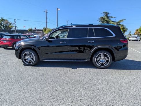 Used 2026 Mercedes-Benz GLS 450 4MATIC image 5