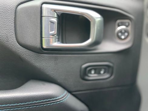 Used 2022 Jeep Wrangler Unlimited Rubicon 4xe w/ Cold Weather Group image 10