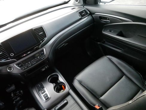 Used 2023 Honda Ridgeline RTL image 11