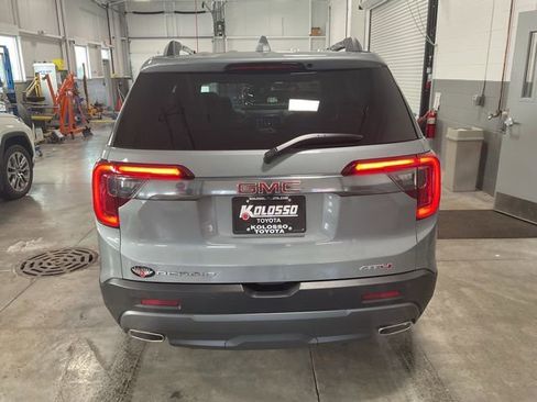 Used 2023 GMC Acadia AT4 w/ Technology Package image 5