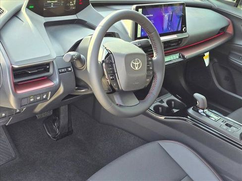 New 2026 Toyota Prius Plug-In Hybrid FWD image 3