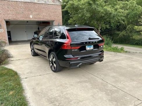 Used 2024 Volvo XC60 T8 Plus w/ Protection Package Premier AWD/4WD image 5
