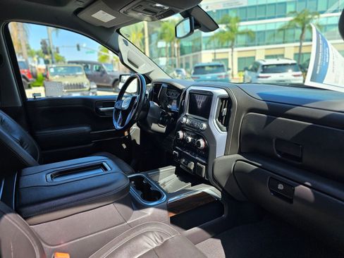 Used 2019 GMC Sierra 1500 SLT w/ SLT Premium Package image 28