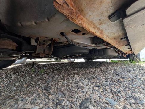 Used 2010 Dodge Grand Caravan SE FWD image 12