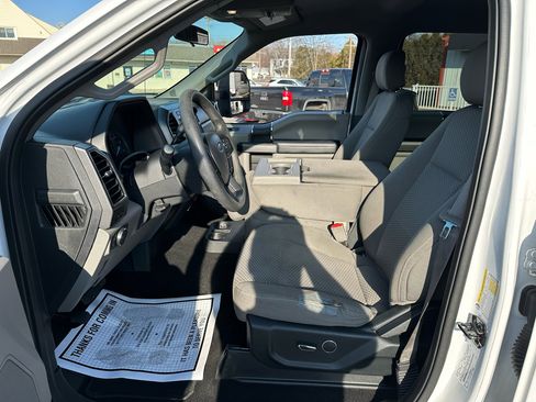 Used 2018 Ford F250 XLT w/ XLT Value Package image 26