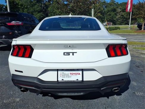 Used 2024 Ford Mustang GT Premium image 2