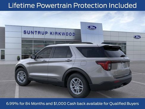 New 2026 Ford Explorer Active AWD/4WD image 4