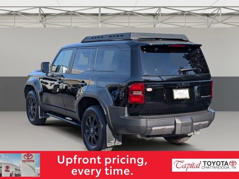 Used 2024 Toyota Land Cruiser image 5