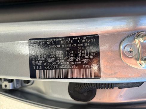 Used 2025 Hyundai Tucson Limited AWD/4WD image 37