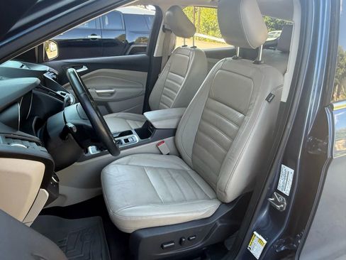 Used 2018 Ford Escape SEL w/ Ford Safe & Smart Package image 15