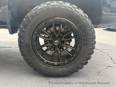 Used 2020 Chevrolet Silverado 1500 Custom w/ Custom Value Package AWD/4WD image 27