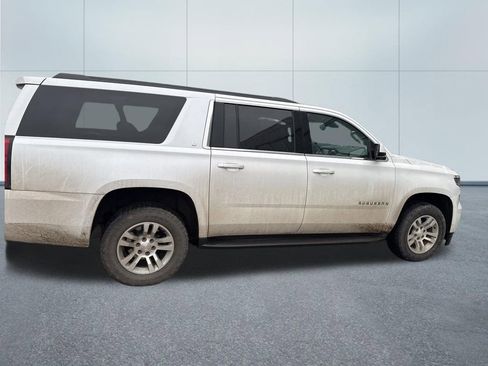 Used 2017 Chevrolet Suburban LT image 5