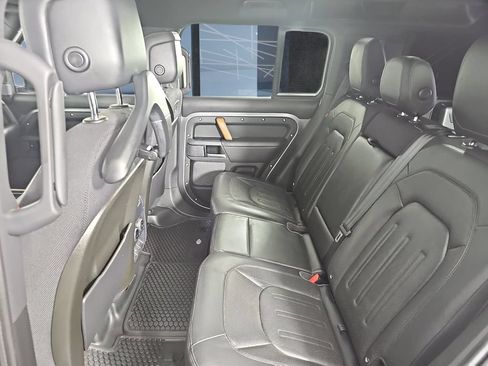 Used 2020 Land Rover Defender 110 X AWD/4WD image 14