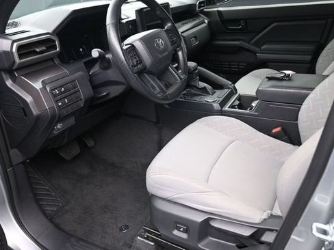 Used 2025 Toyota Tacoma SR5 RWD image 18