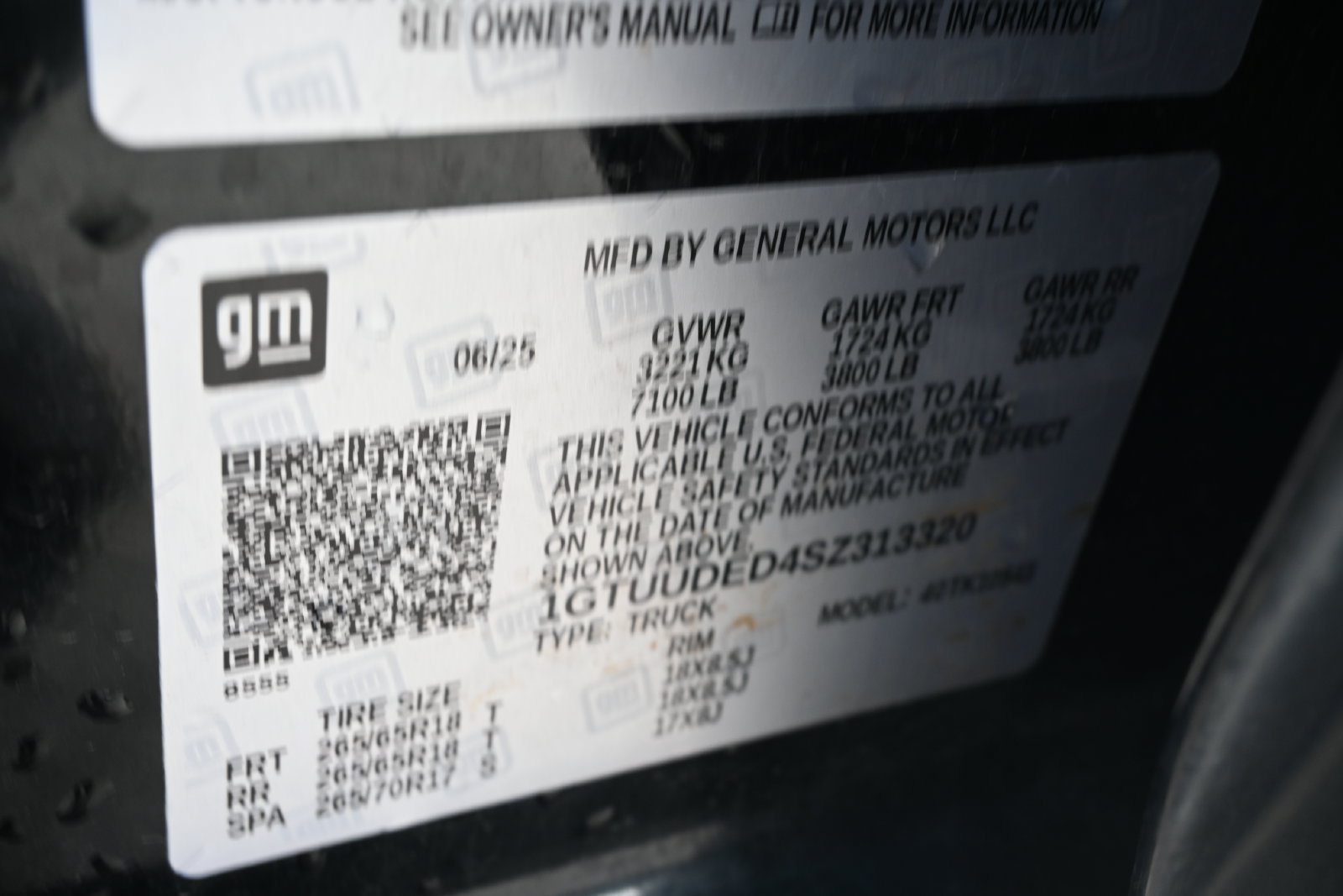 Used 2025 GMC Sierra 1500 SLT AWD/4WD image 27