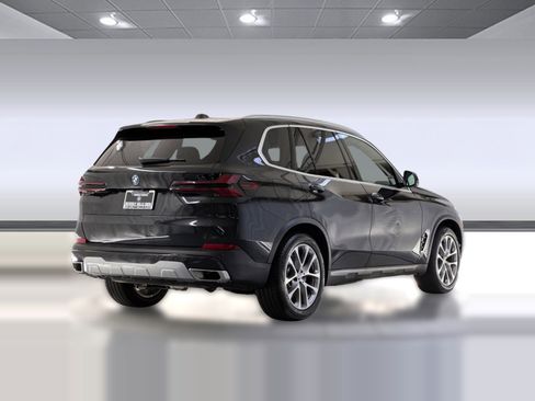 Used 2026 BMW X5 xDrive50e w/ Premium Package AWD/4WD image 8