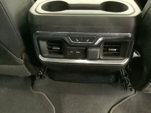 Used 2021 GMC Sierra 2500 SLT w/ SLT Preferred Package image 36