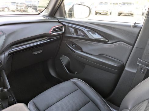 Used 2022 Chevrolet TrailBlazer RS image 15
