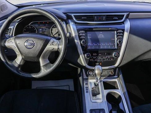 Used 2018 Nissan Murano SV w/ Premium Package image 26