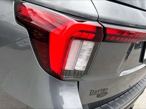 Used 2025 Ford Explorer ST-Line image 33