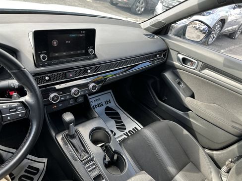 Used 2024 Honda Civic Sport image 22