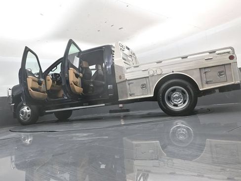 Used 2025 Ford F350 Lariat w/ Chrome Package AWD/4WD image 55