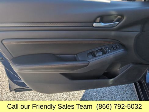 Used 2022 Nissan Altima 2.5 SR image 13