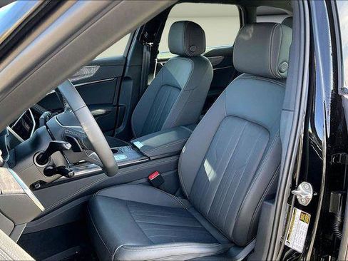Used 2025 Audi A6 Premium Plus image 22