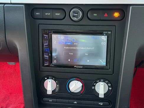 Used 2006 Ford Mustang GT Premium image 19