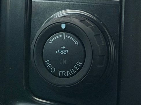 New 2026 Ford F250 Lariat w/ Black Appearance Package image 40